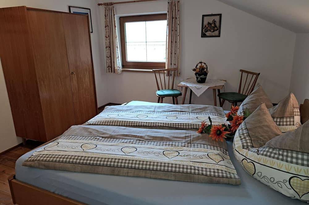 Wunderbares  Ferienhaus für 7 Personen mit  W-Lan, Tv und Balkon in Hainzenberg, Zillertaler Alpen