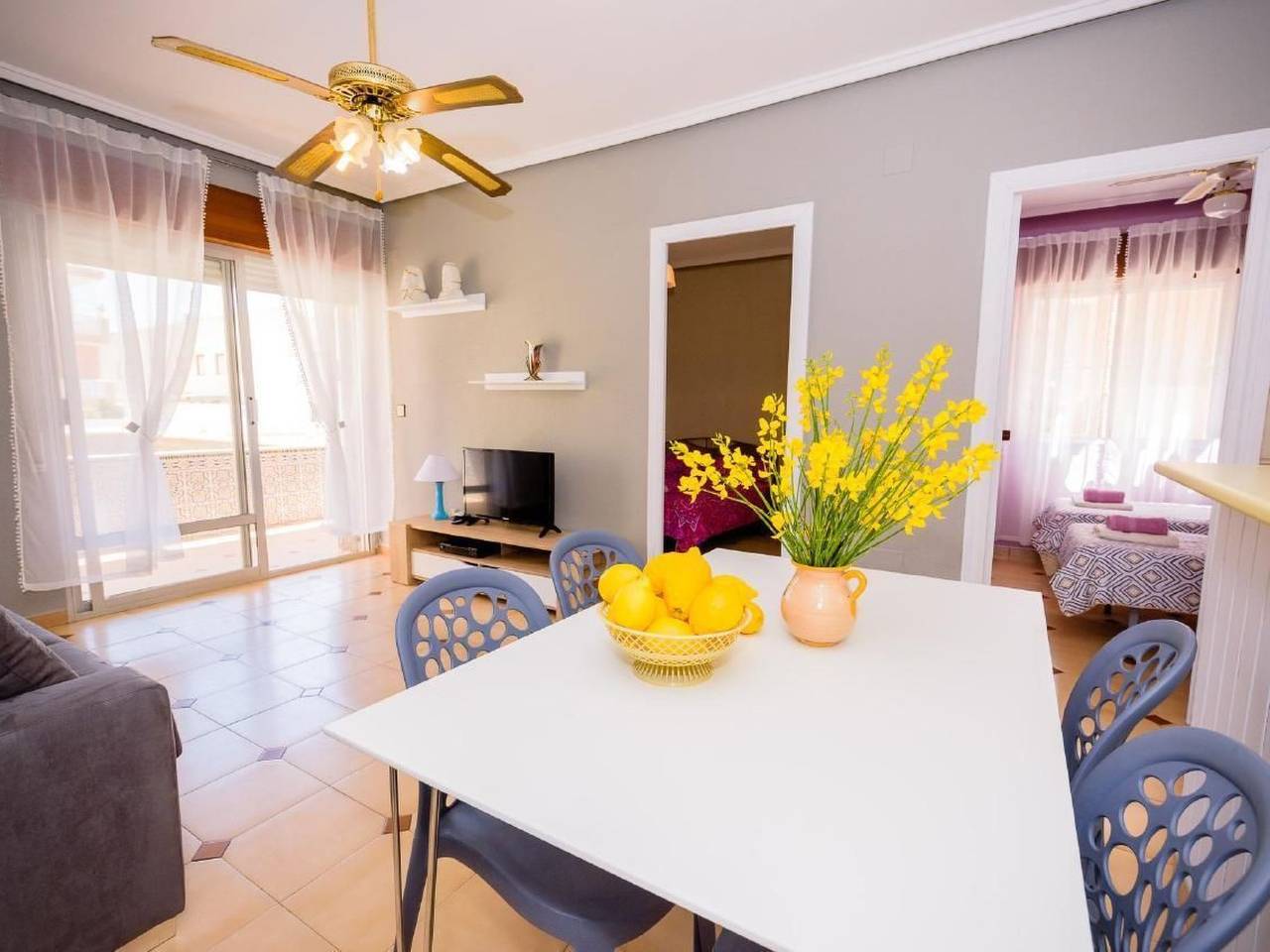 Apartamento entero, "Limonka" mit eigener Terrasse in La Mata, Costa Blanca
