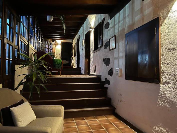 Casa rural para 12 personas, con vistas además de piscina y jardín, Se admiten mascotas en El Rosario - 2