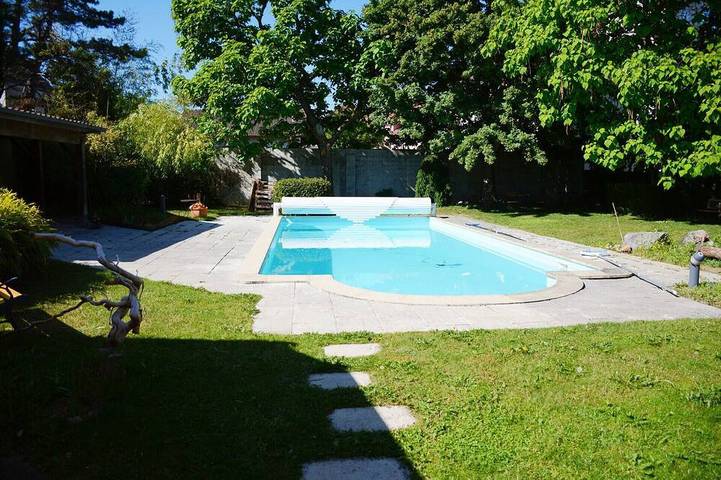 Appartement de vacances pour 2 personnes, avec piscine ainsi que balcon et jardin