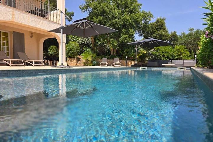 Villa pour 8 personnes, avec jardin à Sainte-Maxime