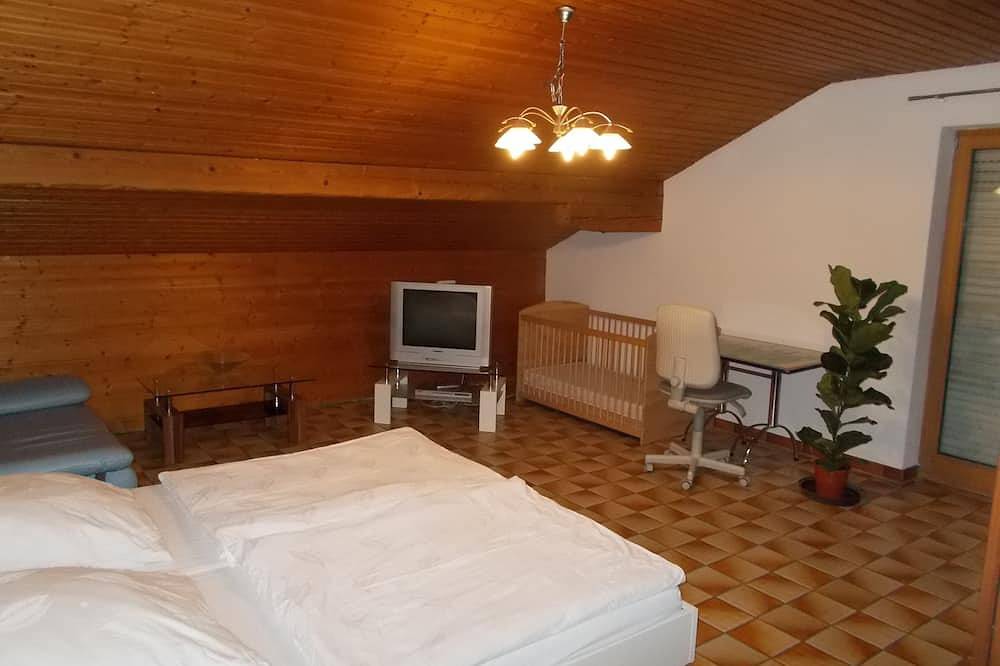 Ganze Wohnung, 72m² in83052 (zw.München+Ro) +Kinder,Hund,Lkw 24 hour check-in in Bruckmühl, Landkreis Rosenheim