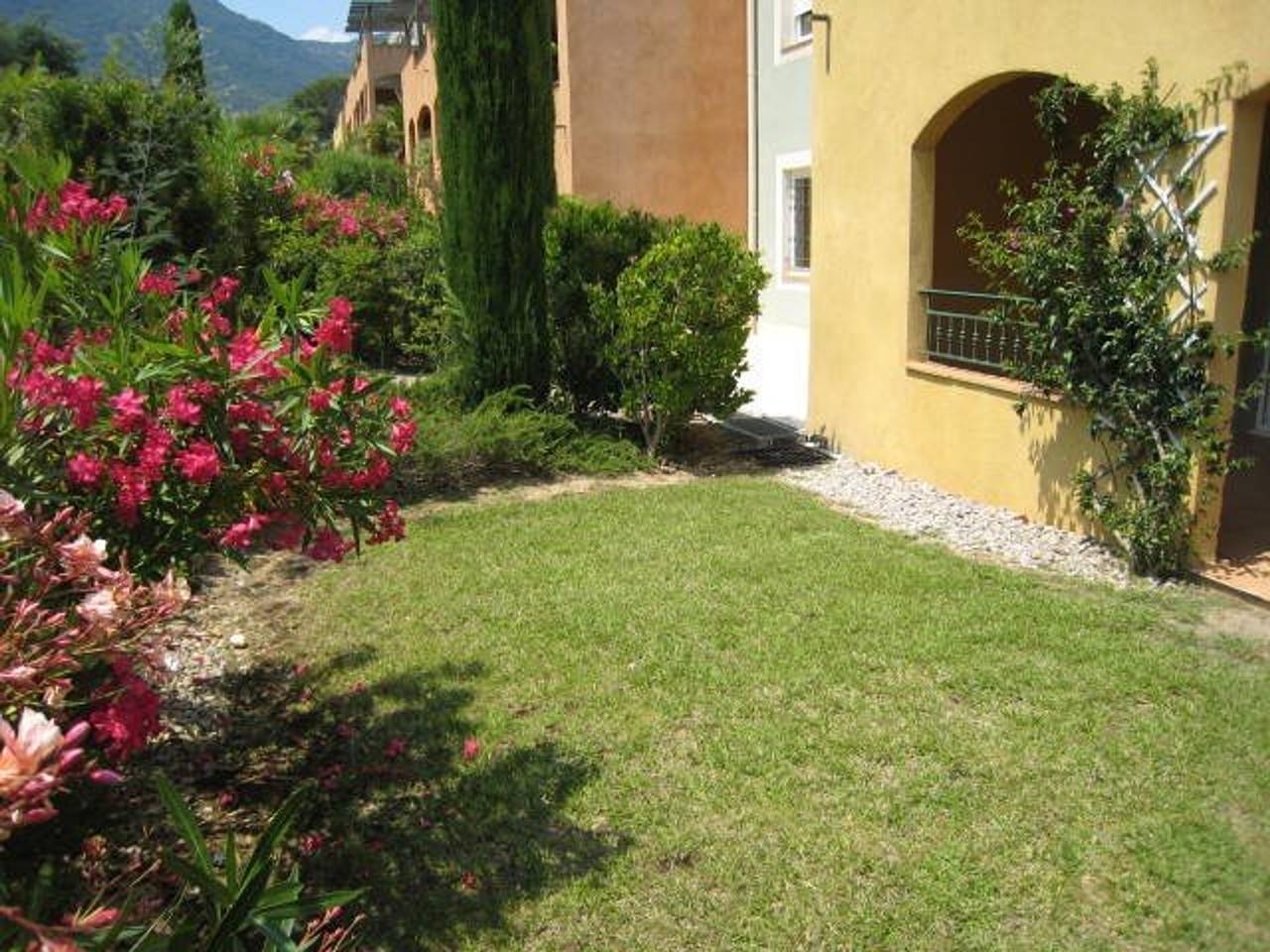 Ganze Wohnung, 3-Zimmer-Wohnung mit großem Privatgarten, Klimaanlage und Parkplatz in Cavalaire-sur-Mer, Draguignan Region