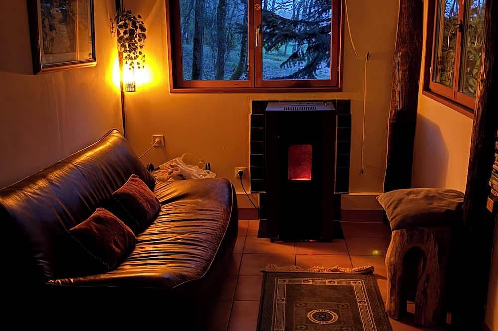 Chalet de madera situado cerca de Argenton sur Creuse in Argenton-sur-Creuse, Región de Châteauroux