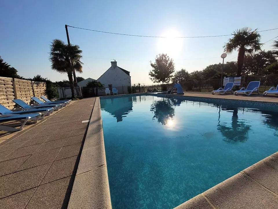 Mobil- home Prestige - 28 m² - 2 chambres 4 Ã  6 personnes - 4 pers. inclus dans le tarif in Ambon, Côte des Mégalithes