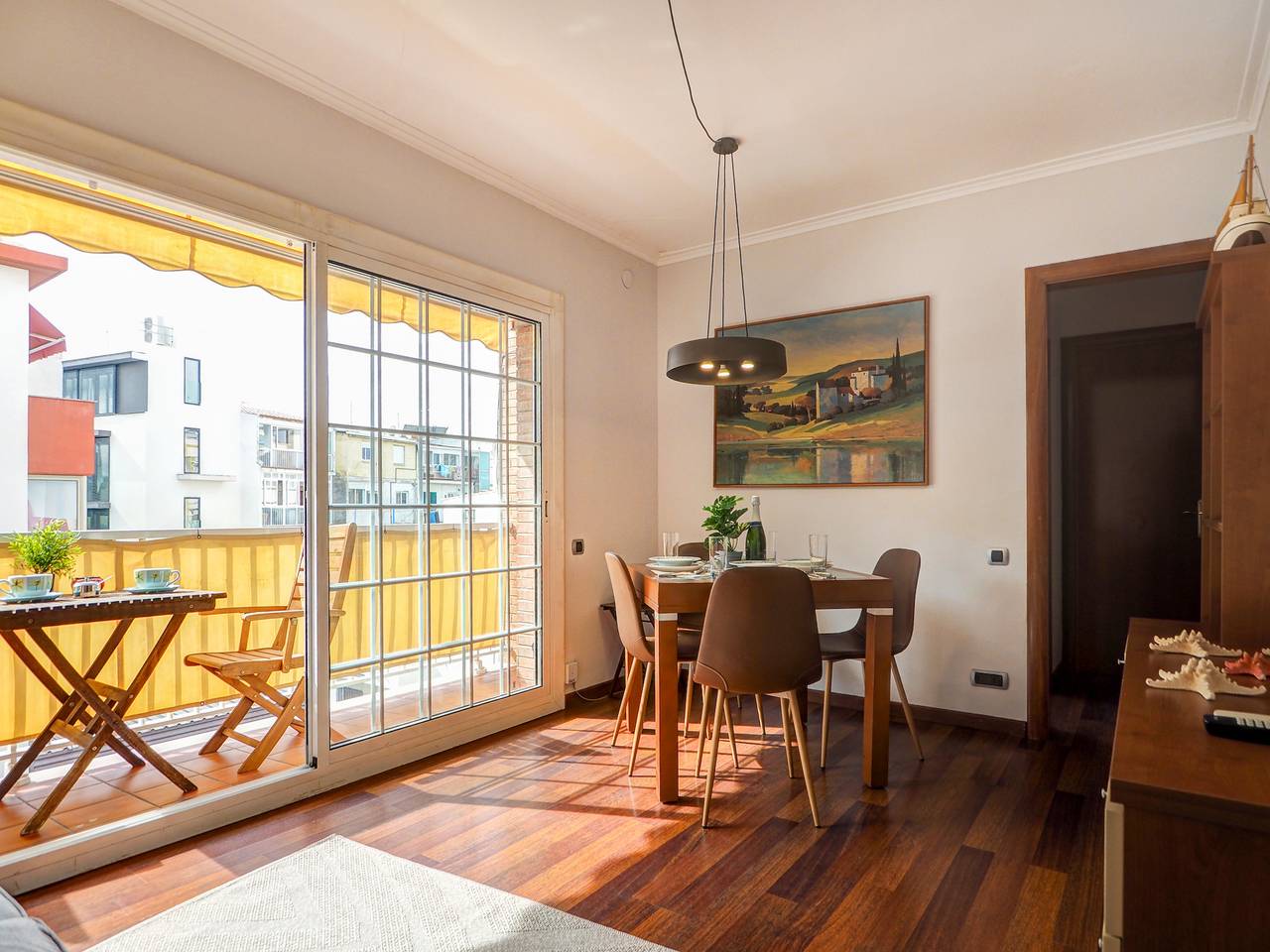 Geheel appartement, Vakantieappartement voor 2 personen met balkon in Platja Fonda (Sitges), Sitges