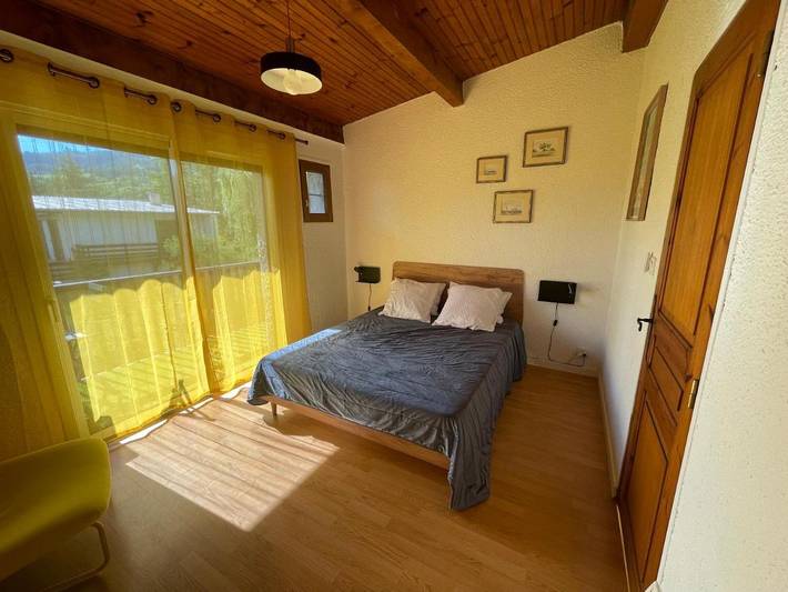 Location de vacances pour 5 personnes, avec Balcon et Terrasse ainsi que Piscine et Vue à Embrun - 4