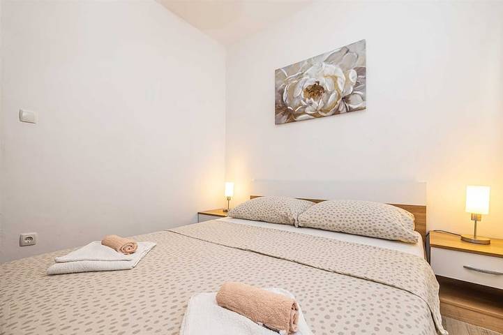 Entire apartment, Apartment Stara Baška near the sea in Punat, Krk