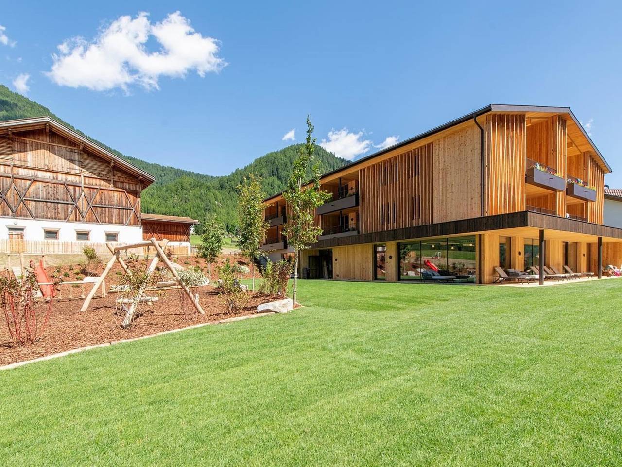 Ganze Ferienwohnung, Linara Mountain Family Stay - apartment stellara in Valles, Mühlbach
