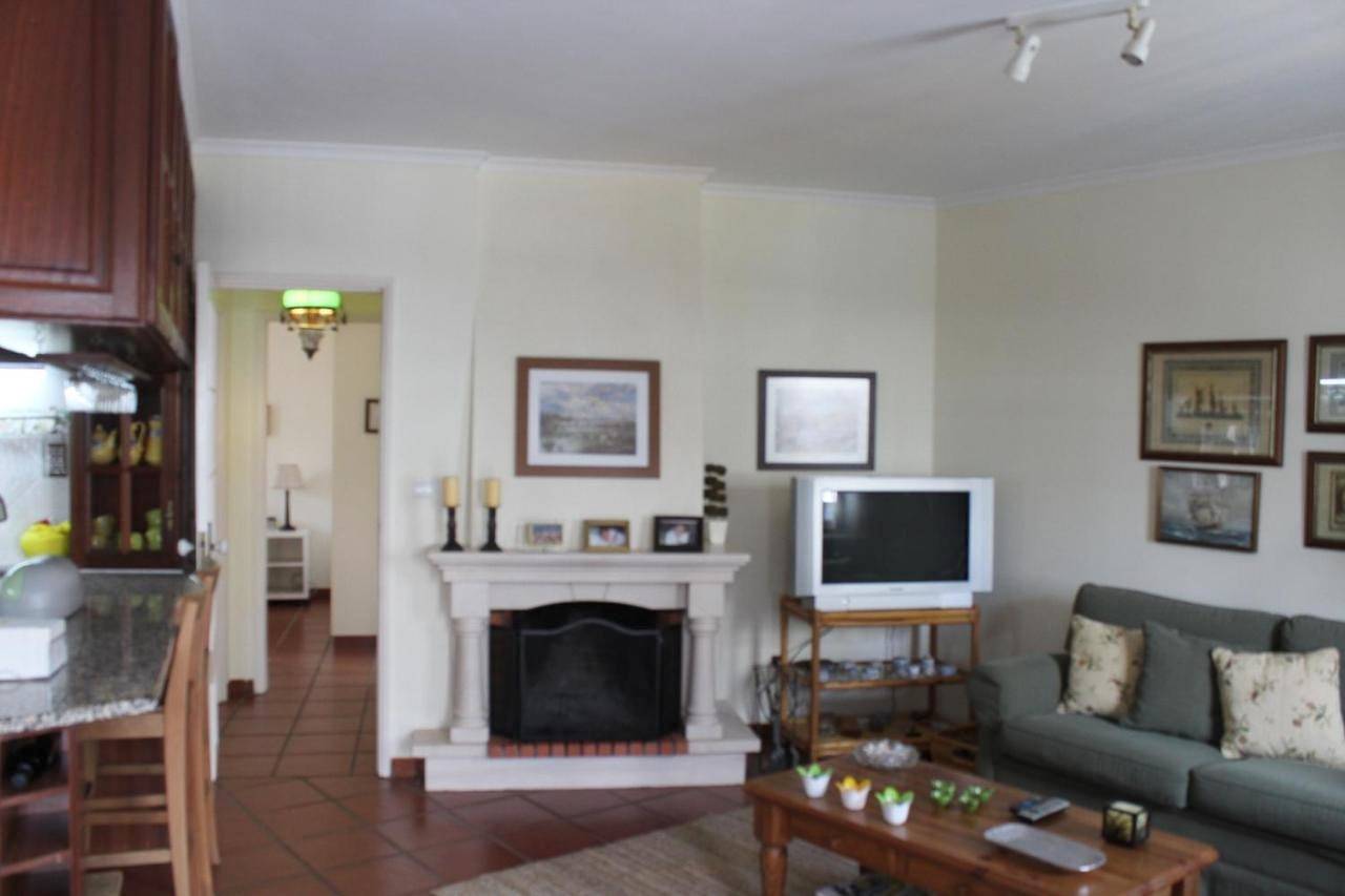 Apartamento inteiro, Apartment in Praia da Areia Branca, Lourinhã