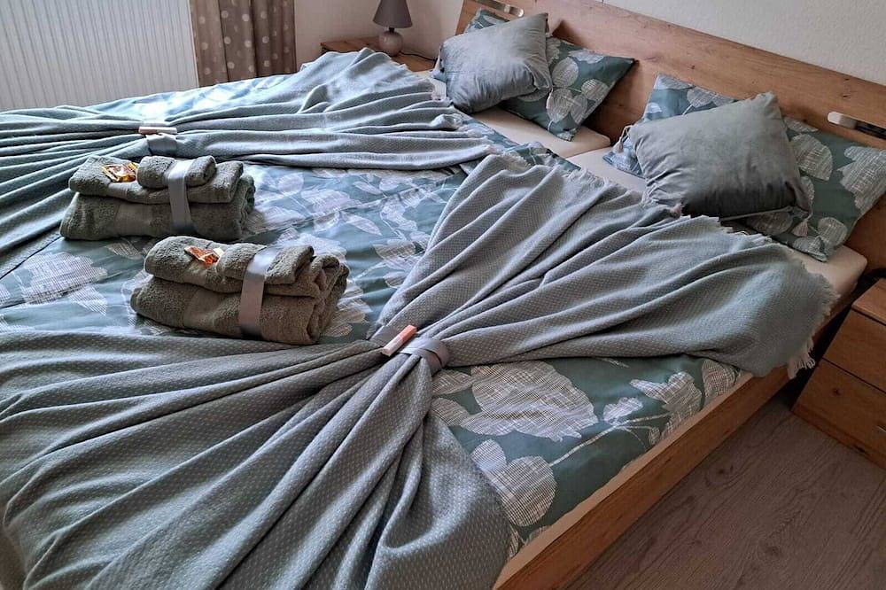 Ganze Wohnung, Ruhige, gepflegte Ein- Zimmer- Wohnung in super Lokation. in Baden-Baden, Nordschwarzwald