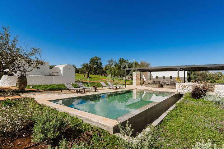 Agriturismo per 6 persone, con giardino ad Ostuni