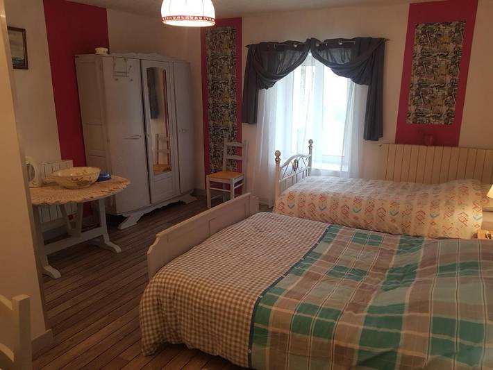 Chambre d’hôte pour 3 personnes, avec Terrasse dans les Ardennes