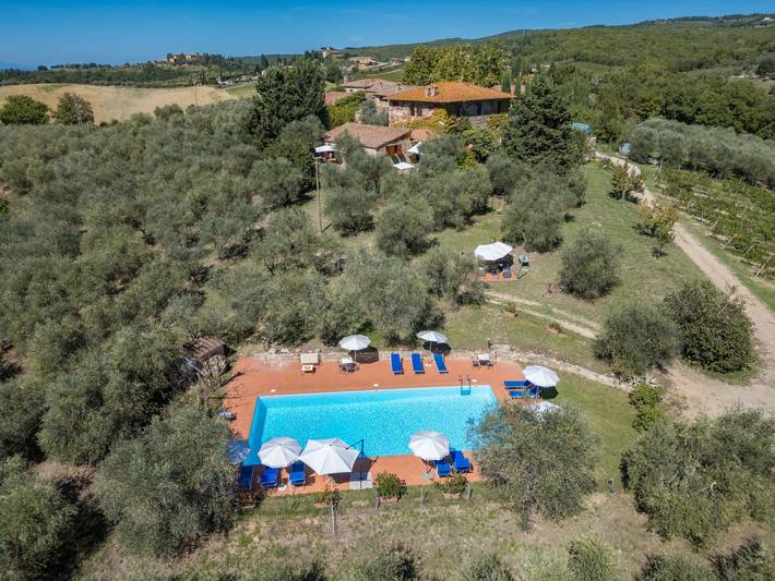 Ferielejlighed for 2 personer, med udsigt og terrasse samt have i Castellina in Chianti