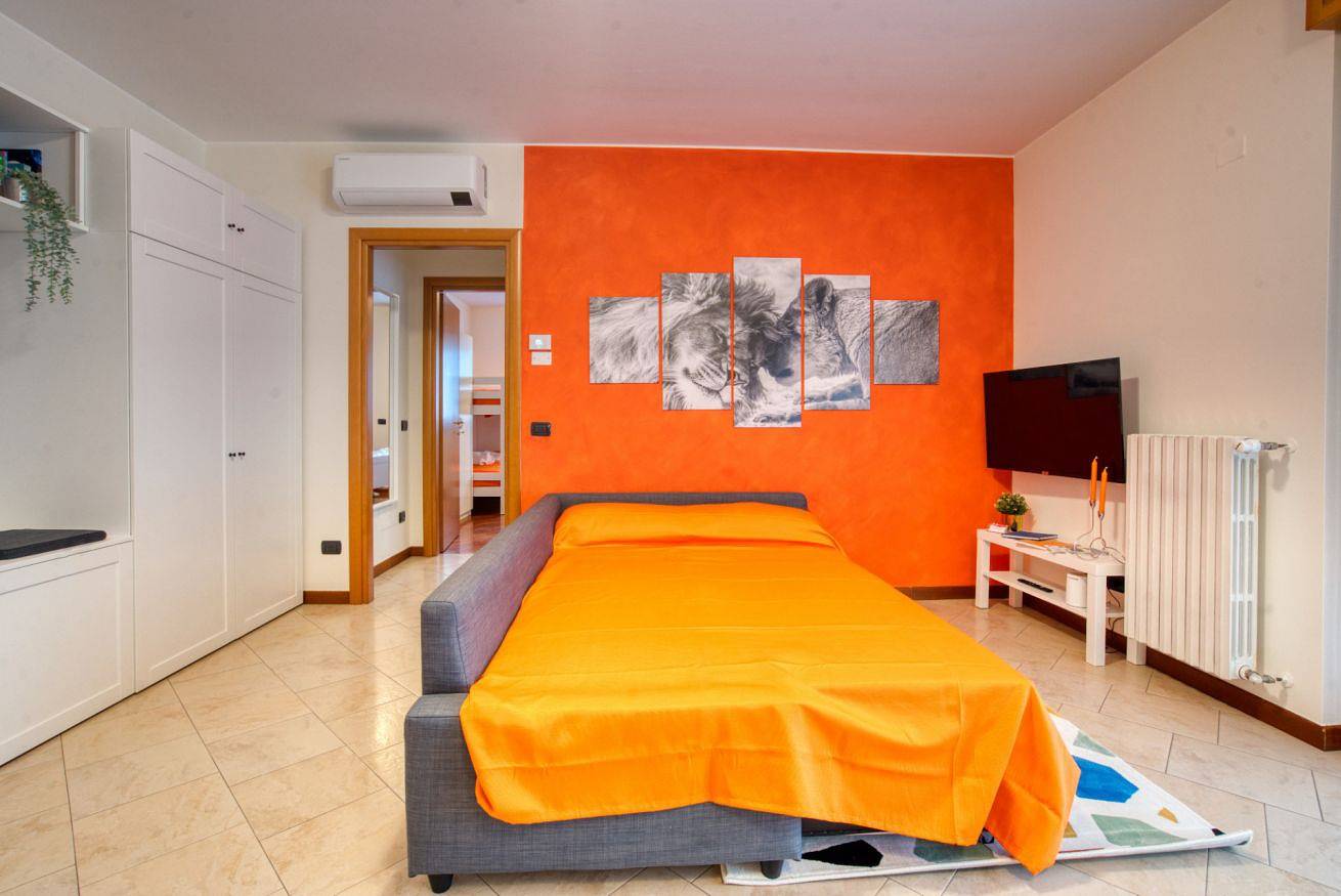 Appartamento intero, Guesthost - bilocale nuovo con grande balcone in contesto residenziale (Cernusco sul Naviglio) in Cernusco sul Naviglio, Provincia di Milano