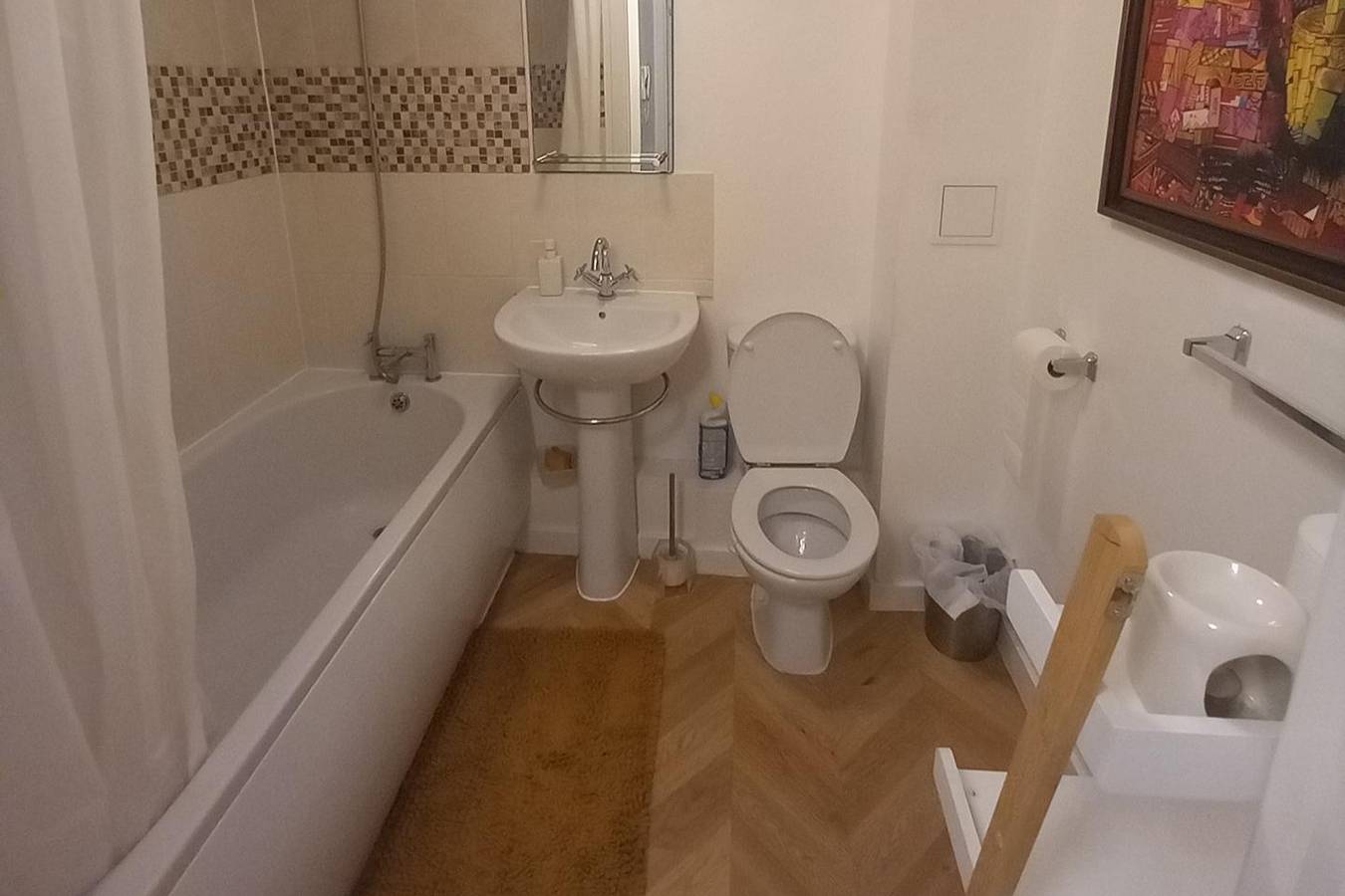 Apartamento vacacional entero, 5 Guests - Pet Friendly - Balcony & Free Parking in Dartford, Kent
