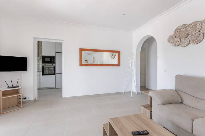 Casa de vacaciones "Villa La Pau 110b" con piscina y cerca de la playa in Son Bou, Municipio de Alaior