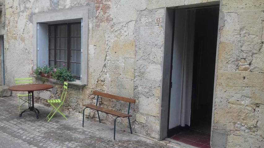 Location de vacances pour 8 personnes, avec terrasse, adapté aux familles à Terraube - 3