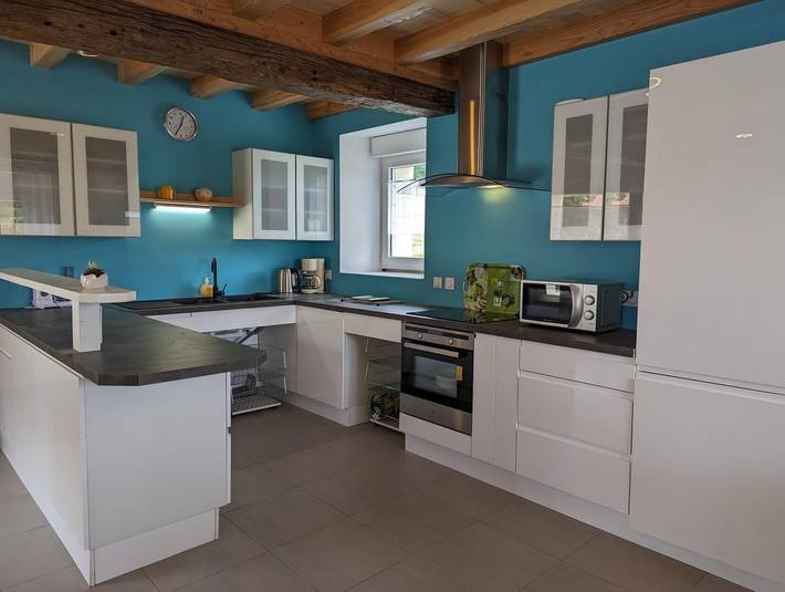 Gîte pour 8 personnes, avec jardin ainsi que piscine et terrasse en Charente - 3