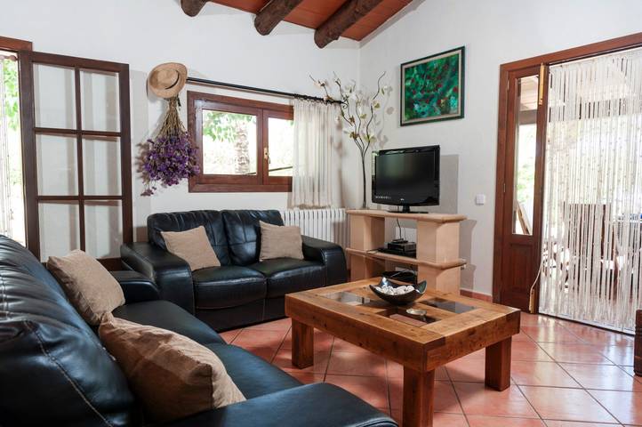 Chalet para 8 personas, con jardín además de piscina y terraza, Se admiten mascotas en Mallorca - 3