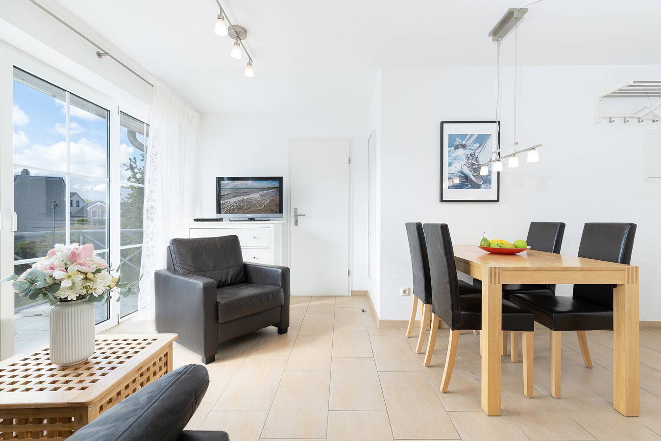 Ganze Ferienwohnung, Kapitänshaus Nr. 12 in Kieler Förde, Laboe