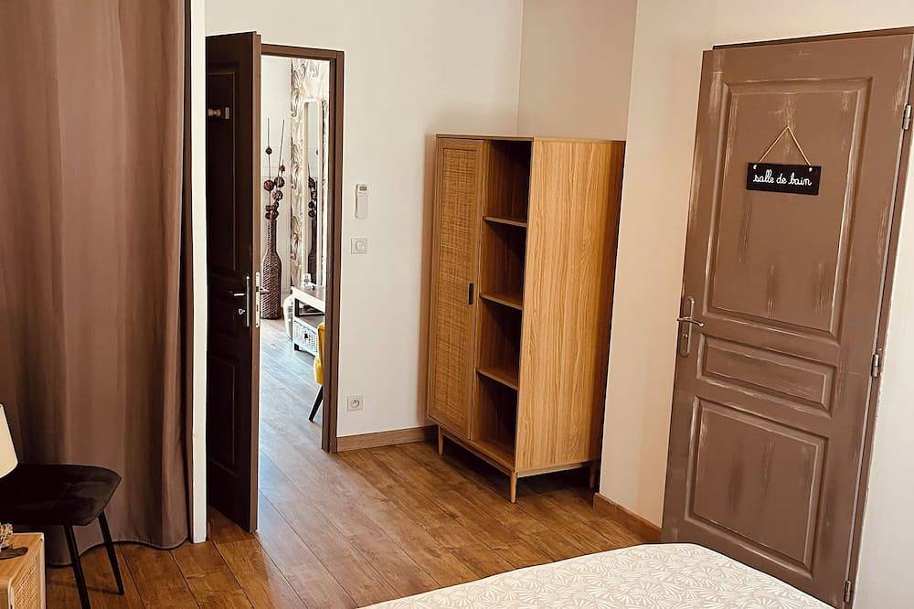 Appartement entier, Appartement Bord de mer 4 Personnes in Galéria, Parc naturel régional de Corse