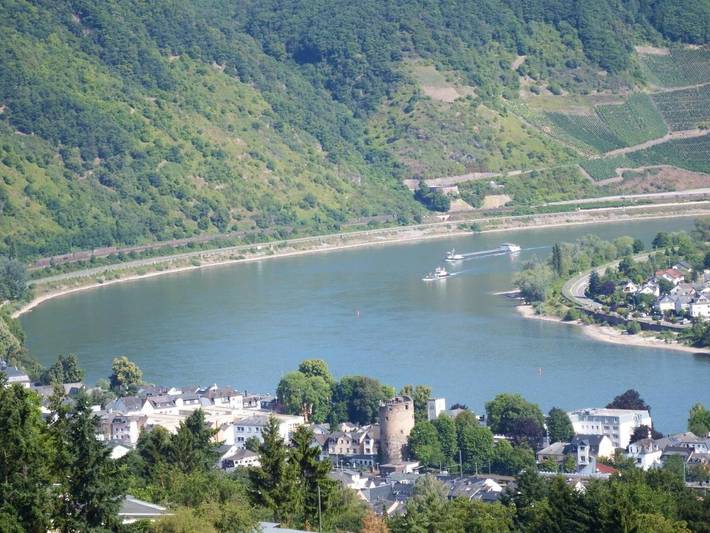 Ferienwohnung für 8 Personen, mit Terrasse und Garten sowie Ausblick in Boppard