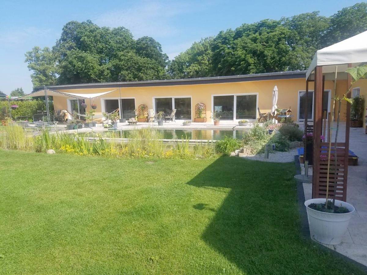 Two-Bedroom House in Velten, Ruppiner Seenland