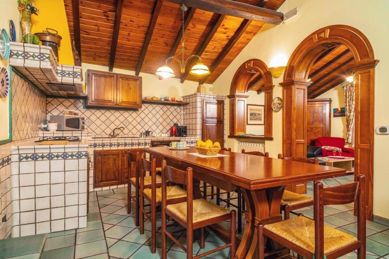 Five-Bedroom House in Linguaglossa, Etna