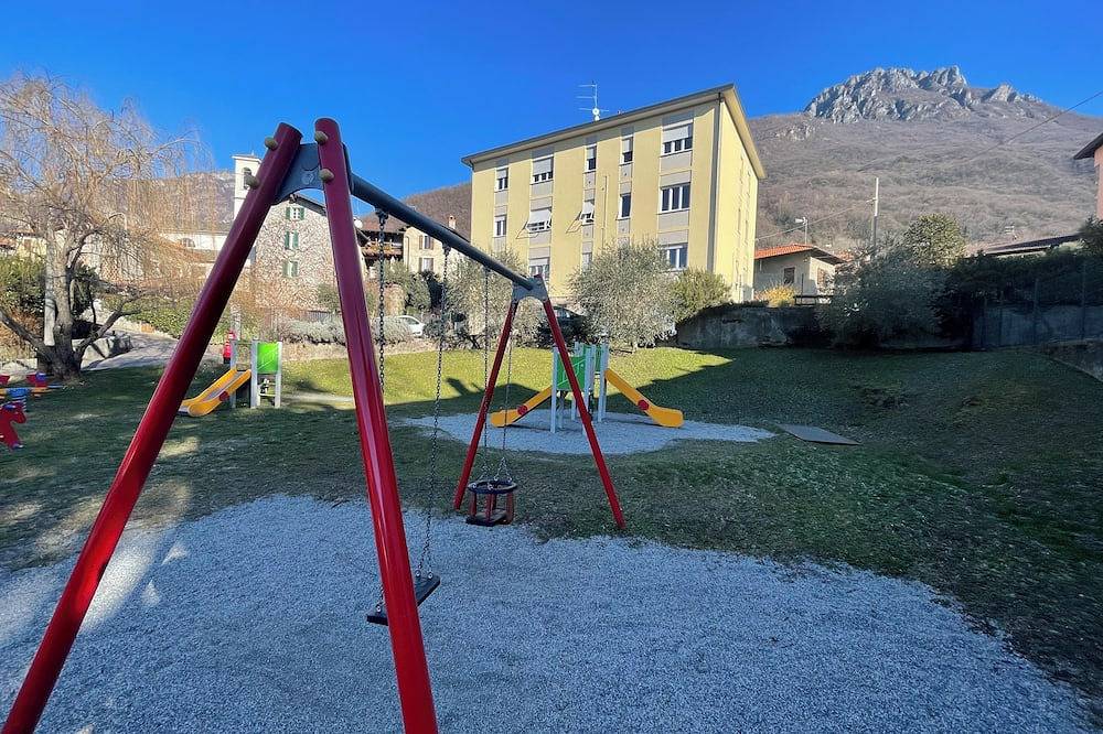 Ganze Wohnung, Lake View & Relax • Modern Apartment in the Medieval Village of Maggiana in Crebbio, Abbadia Lariana Kommune