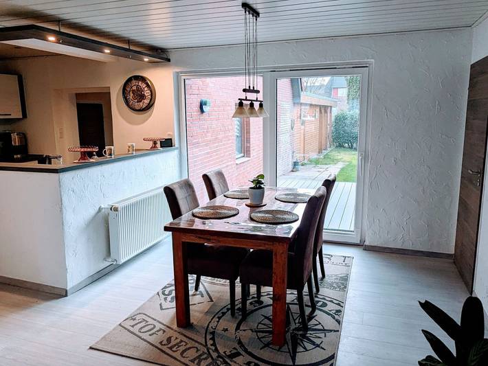 Ferienhaus für 6 Personen, mit Terrasse und Garten in Wilhelmshaven
