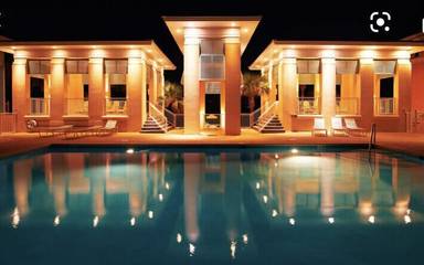 Vacation House for 4 Guests in Carillon Beach, Emerald Coast, Picture 4