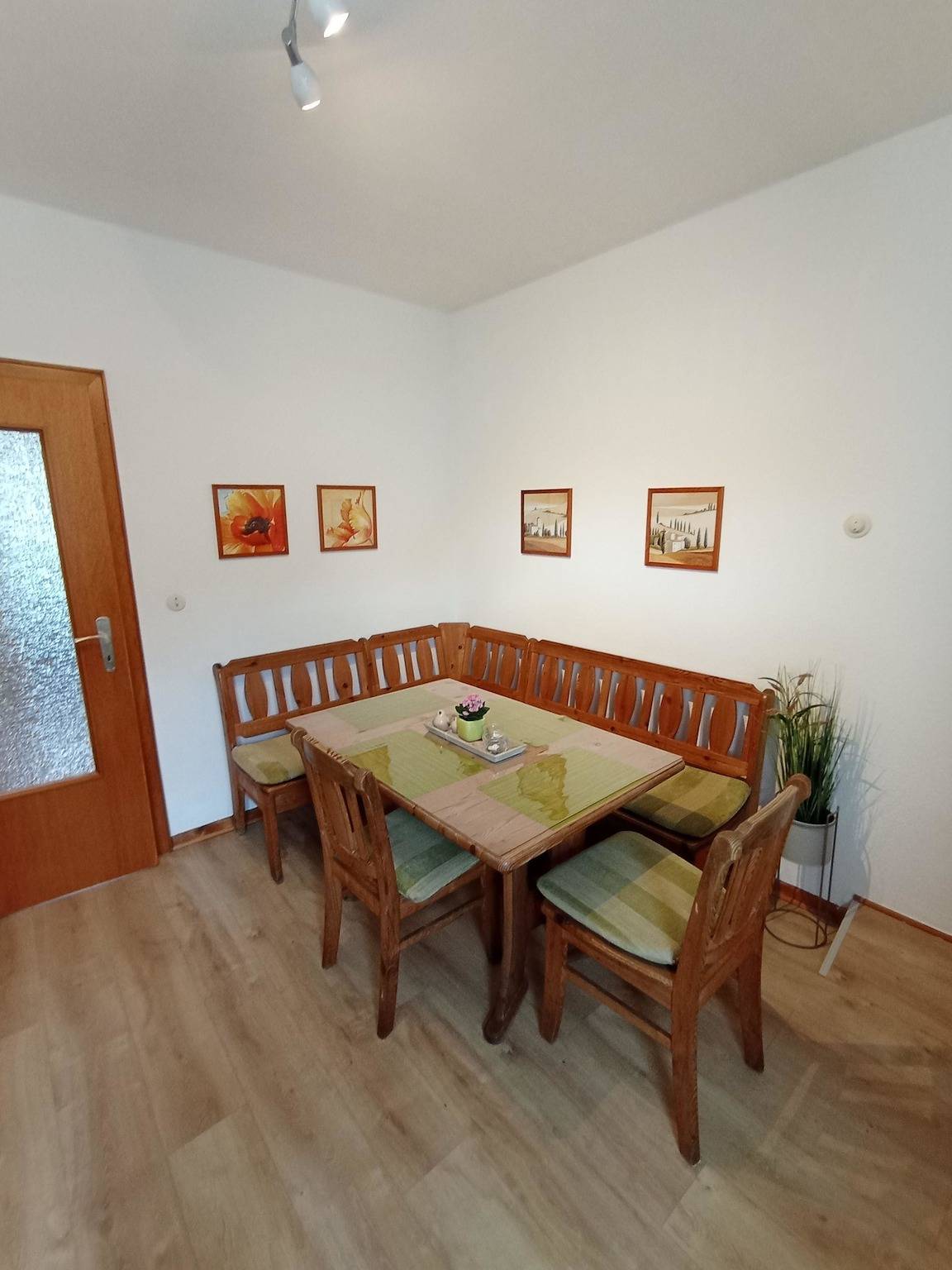 Ganze Ferienwohnung, Ferienwohnung "Am Kirchplatz" in Bad Wünnenberg, Nordrhein-Westfalen