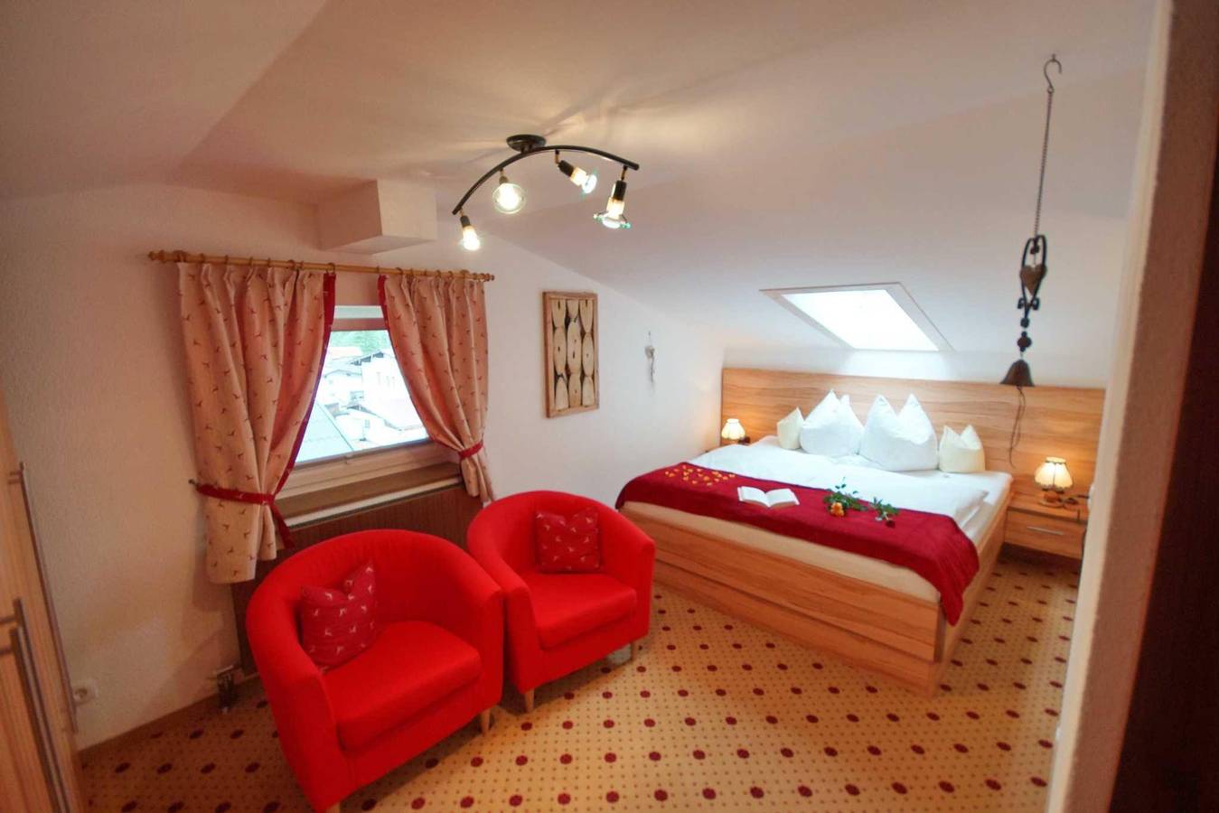 Ganze Ferienwohnung, Appartement 5 "s' Nestl" in Achenkirch, Brandenberger Alpen