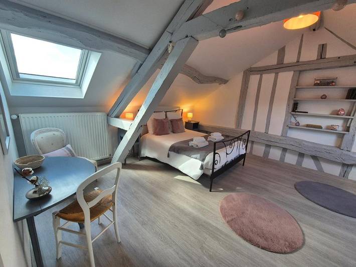 Location de vacances pour 15 personnes, avec terrasse ainsi que vue et vue sur le lac, adapté aux familles à Les Andelys - 4