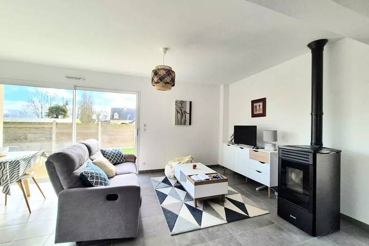 Location de vacances pour 6 personnes, avec jardin à Hirel - 2