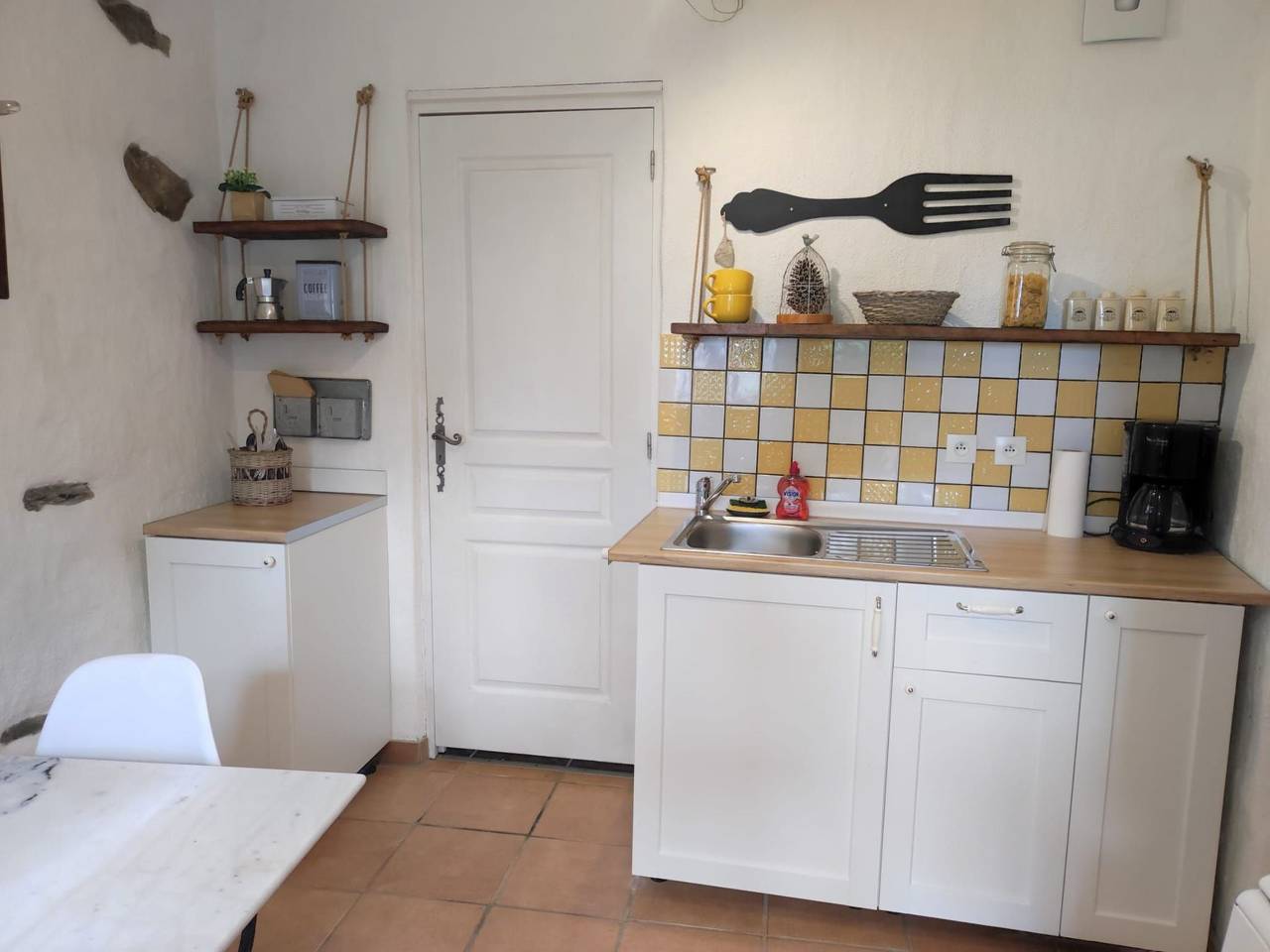 Ganze Wohnung, Sole e Ventu 30qm in San-Giovanni-di-Moriani, Corte und Umgebung