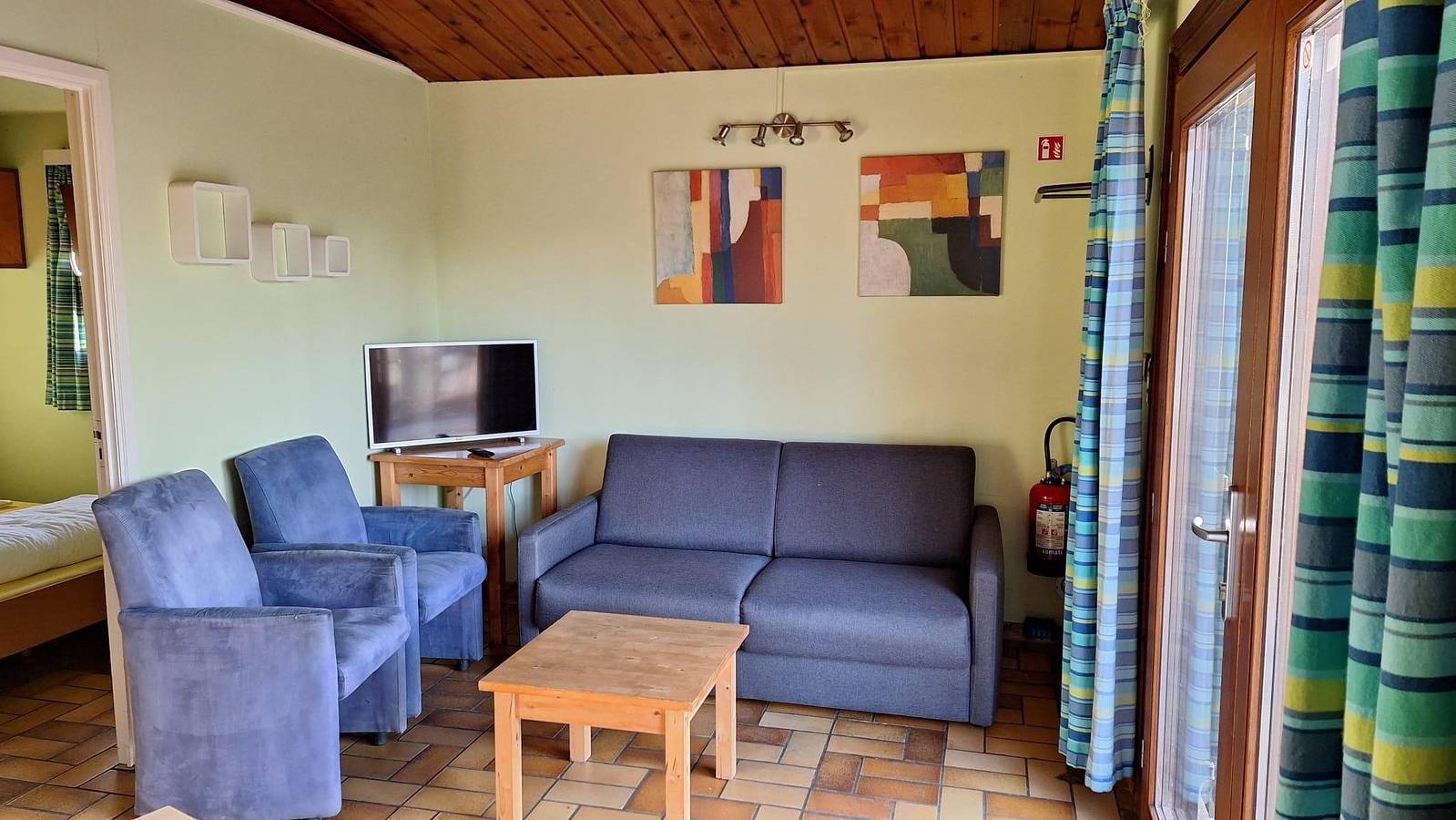 Gemütliches chalet für 6 Personen mit Terrasse und Grill in ruhiger Lage in Viroinval, Parc Naturel Viroin Hermeton