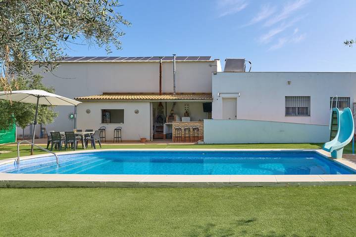 Casa rural para 10 personas, con Jardín en Montilla