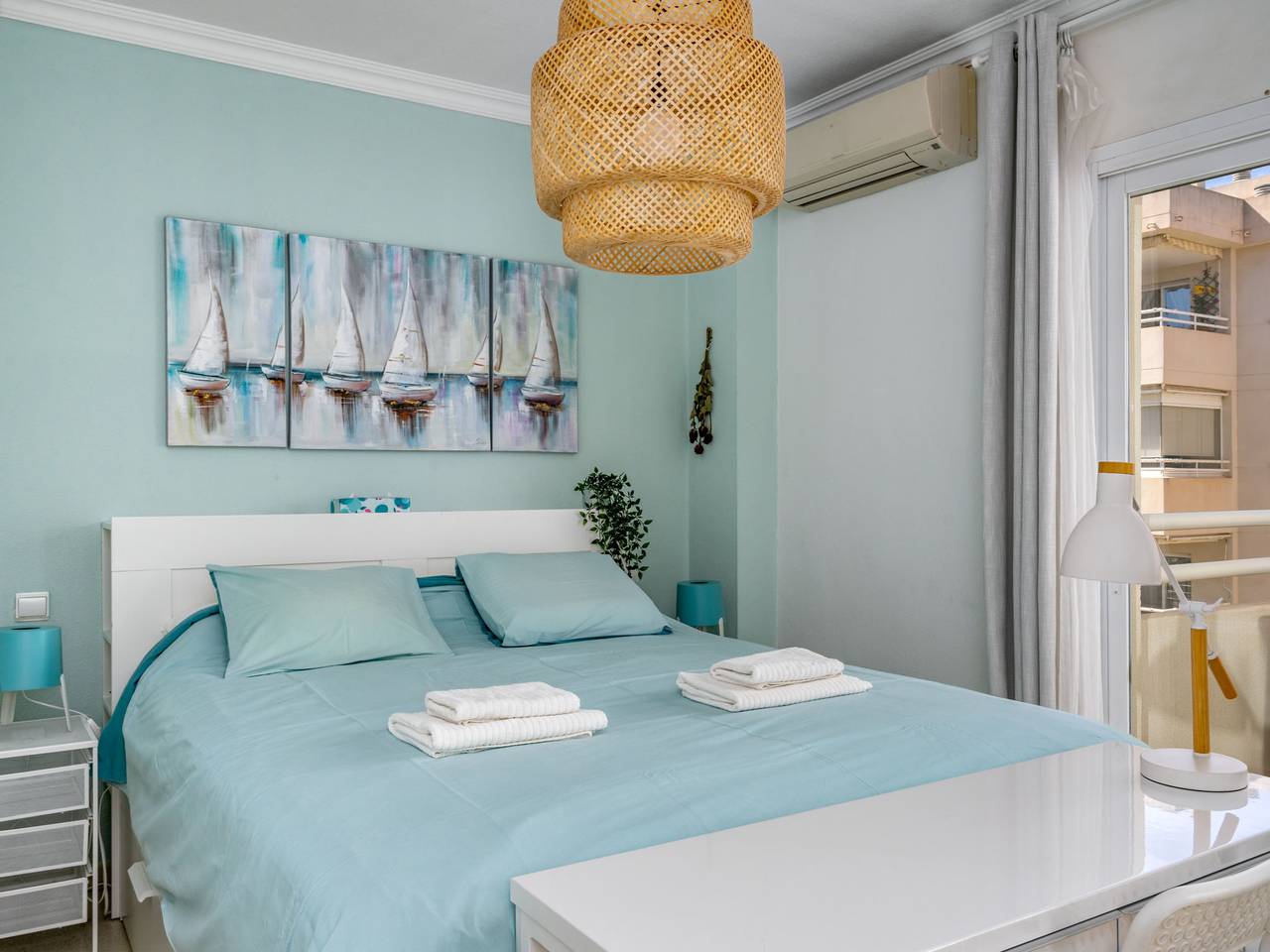Entire apartment, Loma del Colegial in Torremolinos Centre, Torremolinos