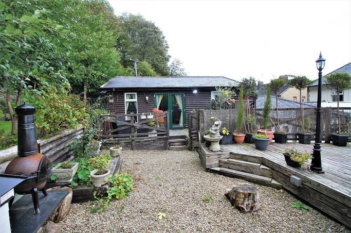 Log cabin for 2 people, with hot tub and terrace as well as garden in County Durham