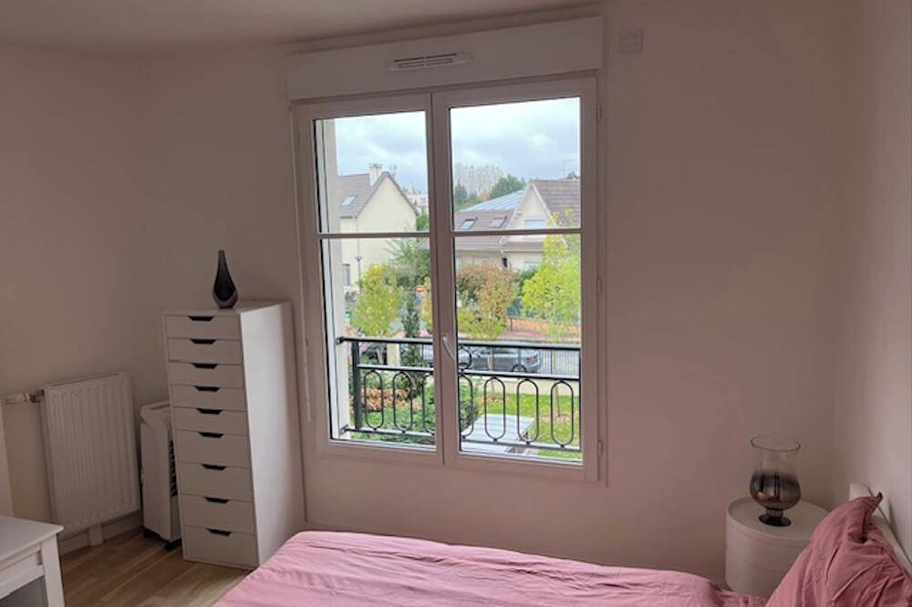 Entire apartment, Near Paris - Beautiful new apartment Clamart - Tram and Metro access in Clamart, Hauts-de-Seine