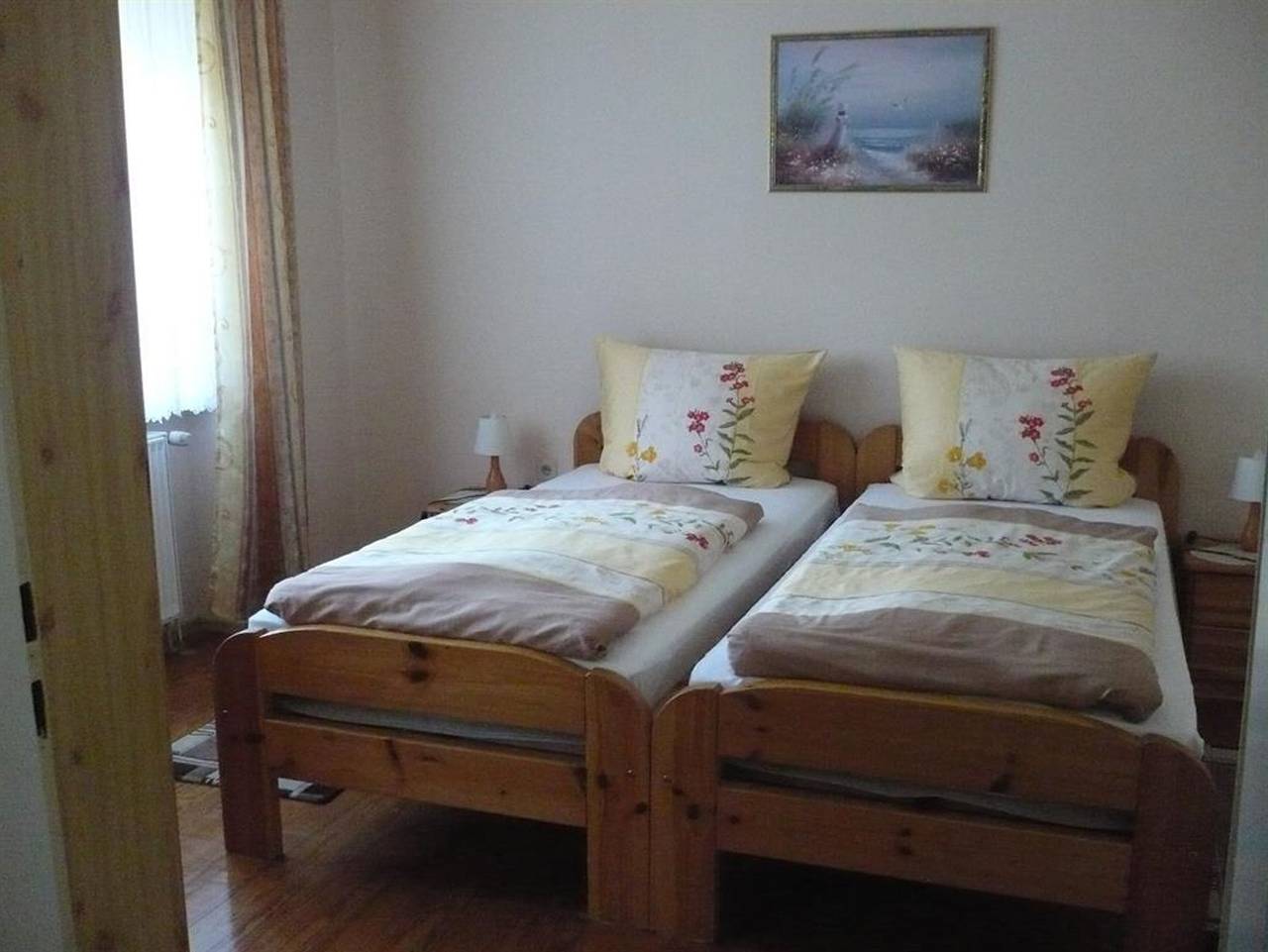 Ganze Ferienwohnung, Ferienwohnung Strack - 2-Bettwohnung in Kaiserslautern, Saar-Nahe-Bergland