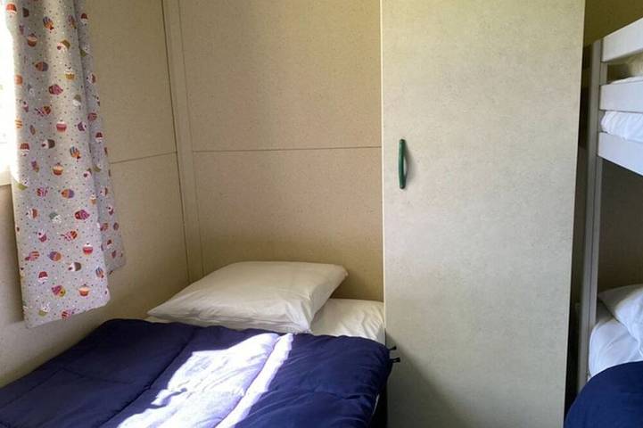 Gîte pour 5 personnes, avec terrasse à Vebron - 3