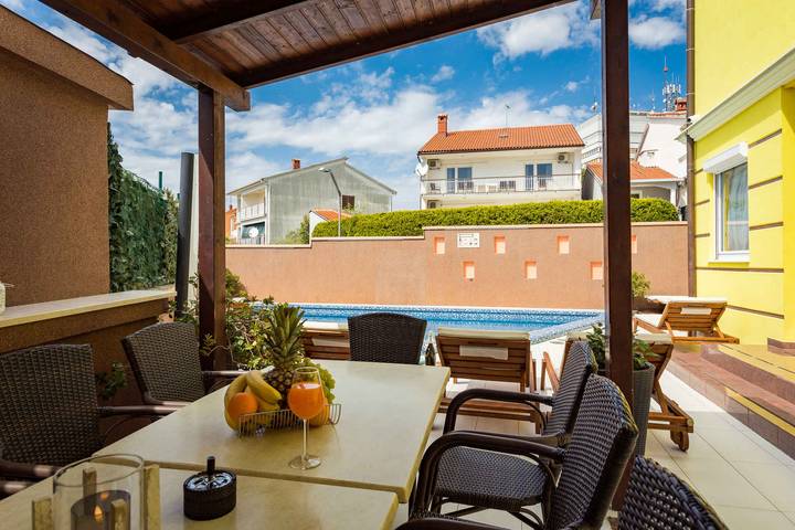 Villa pour 16 personnes, avec jardin à Pula - 3