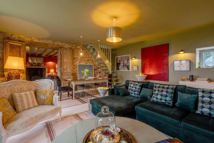 Location de vacances pour 6 personnes, avec jardin dans Villaines-la-Gonais
