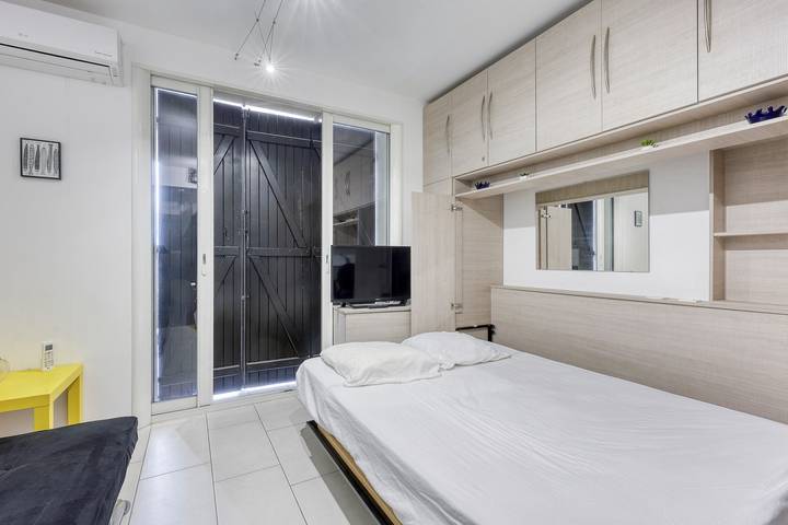 Gîte pour 2 personnes, avec terrasse à Saint-Cyr-sur-Mer - 3