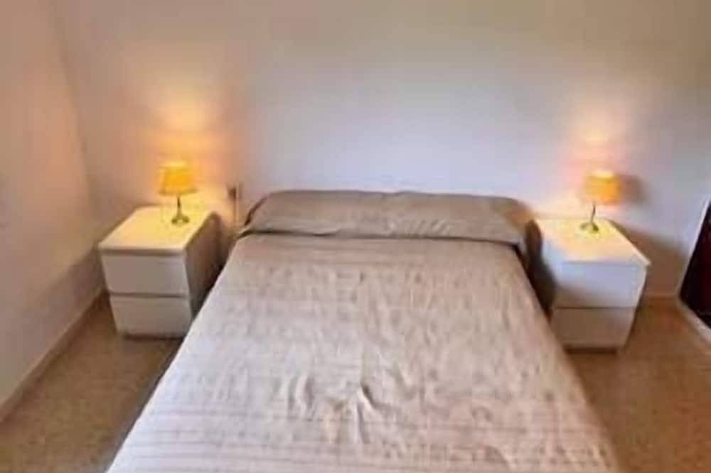 Entire apartment, Montebello Apartment in Supermaresme, Sant Vicenç de Montalt