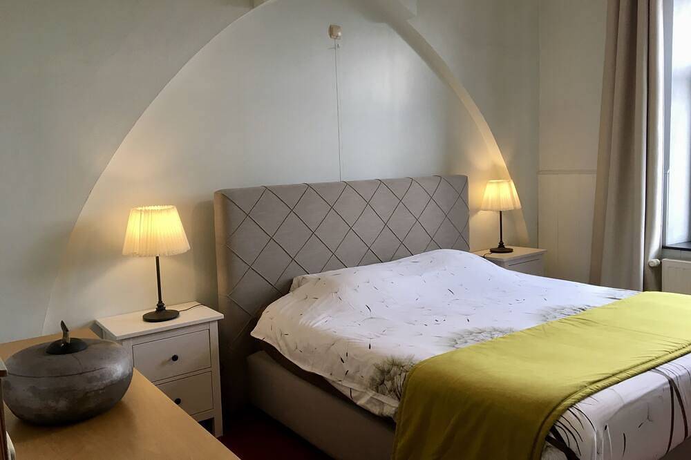 Nuit insolite et sommeil paisible à La Chapelle in Éprave, Rochefort (Wallonie)