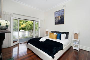 Holiday Home for 6 People in North Perth, Perth, Photo 2